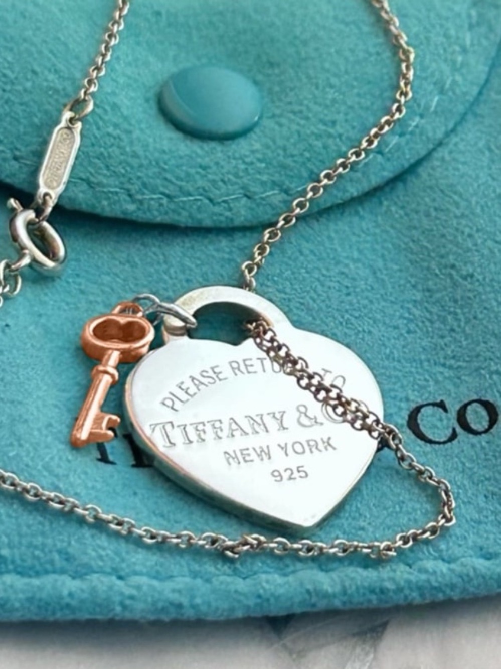 Authentic TIFFANY & Co 925 Silver and Rose-gold Heart Key Pendant Necklace - Picture 2 of 11